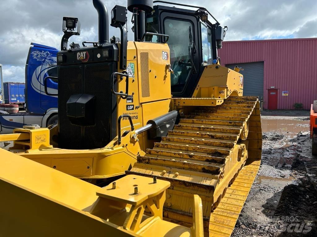 CAT D 6 LGP Гусеничные бульдозеры