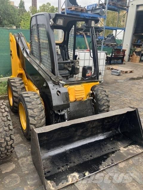 JCB 170 Мини-погрузчики