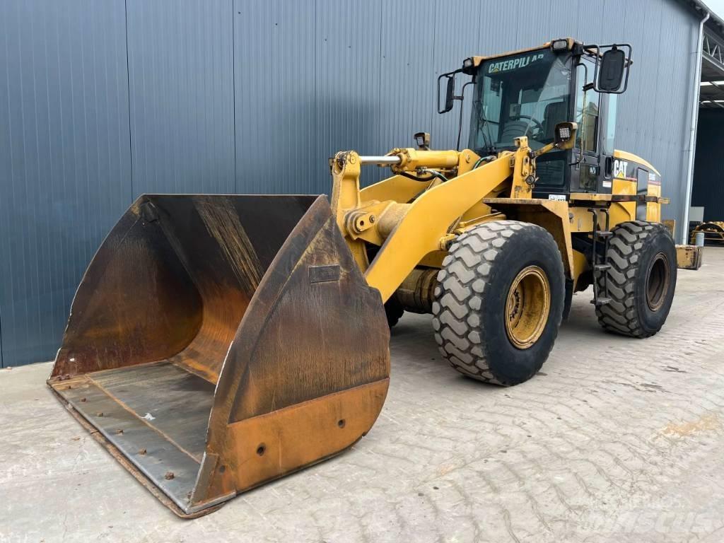 CAT 938G Фронтальные погрузчики