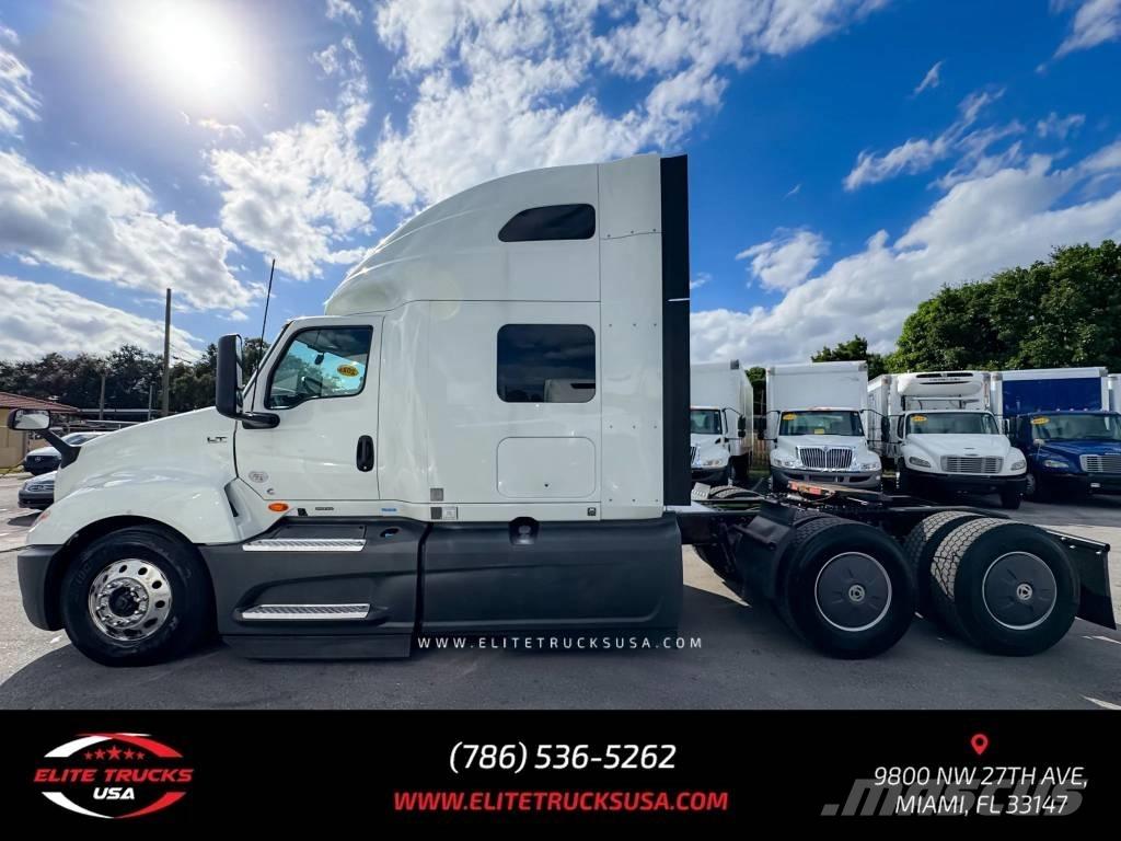 International LT Седельные тягачи