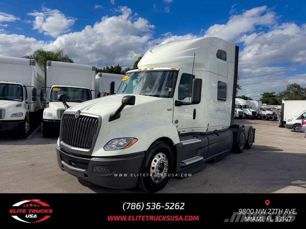 International LT Седельные тягачи