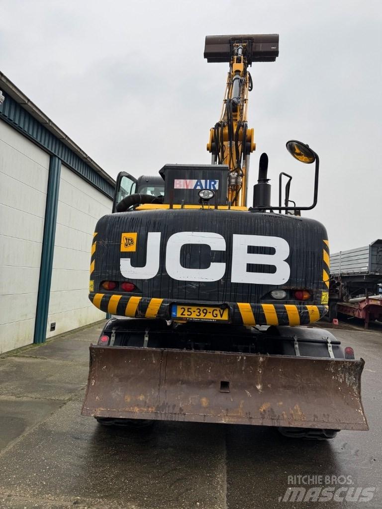 JCB 140w Гусеничные экскаваторы