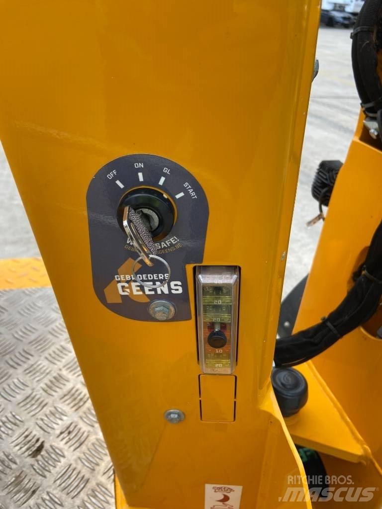 Knikmops KM 100 Фронтальные погрузчики