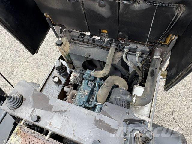 Mecalac TA 3 SH Мини-самосвалы