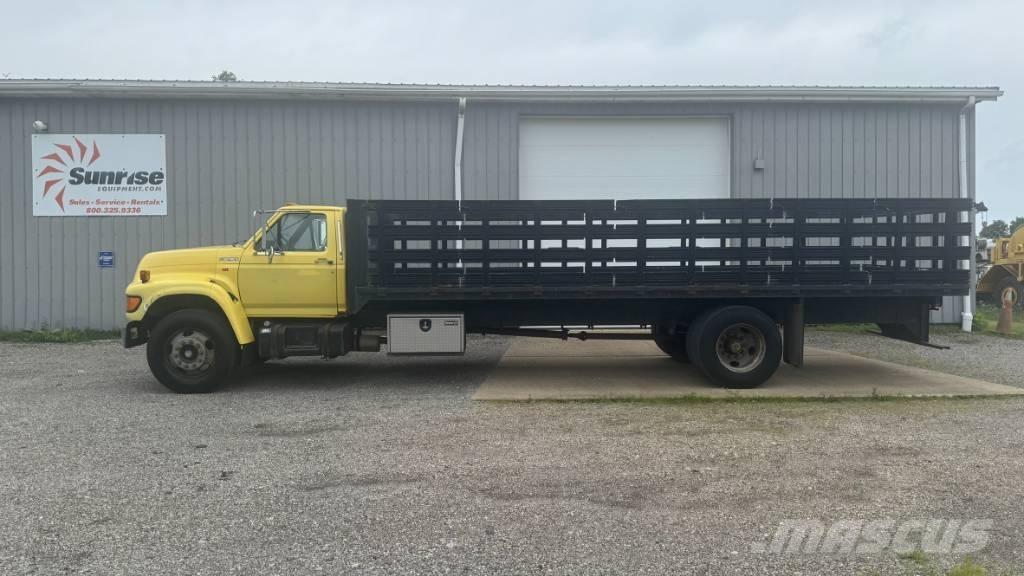 Ford F 700 Грузовики-платформы/боковая разгрузка