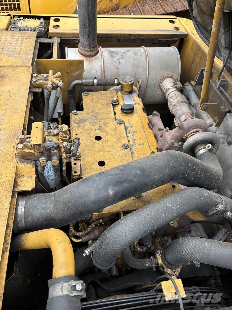 CAT 320 D L Гусеничные экскаваторы