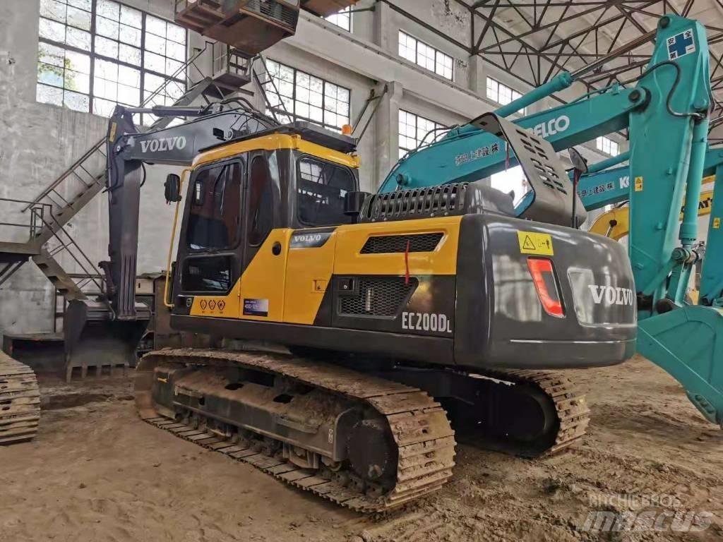 Volvo EC200D Гусеничные экскаваторы