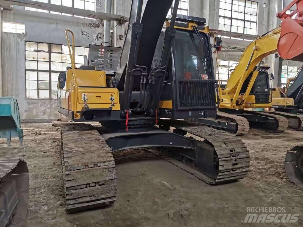 Volvo EC200D Гусеничные экскаваторы