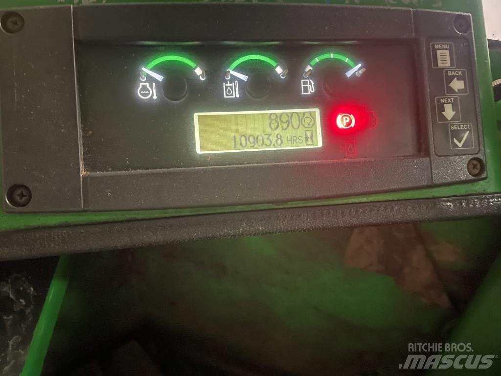 John Deere 643 K Валочно-пакетирующие машины