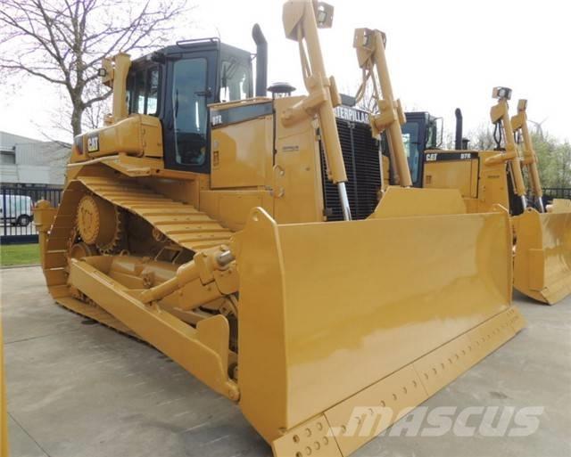 CAT D 7 R Гусеничные бульдозеры