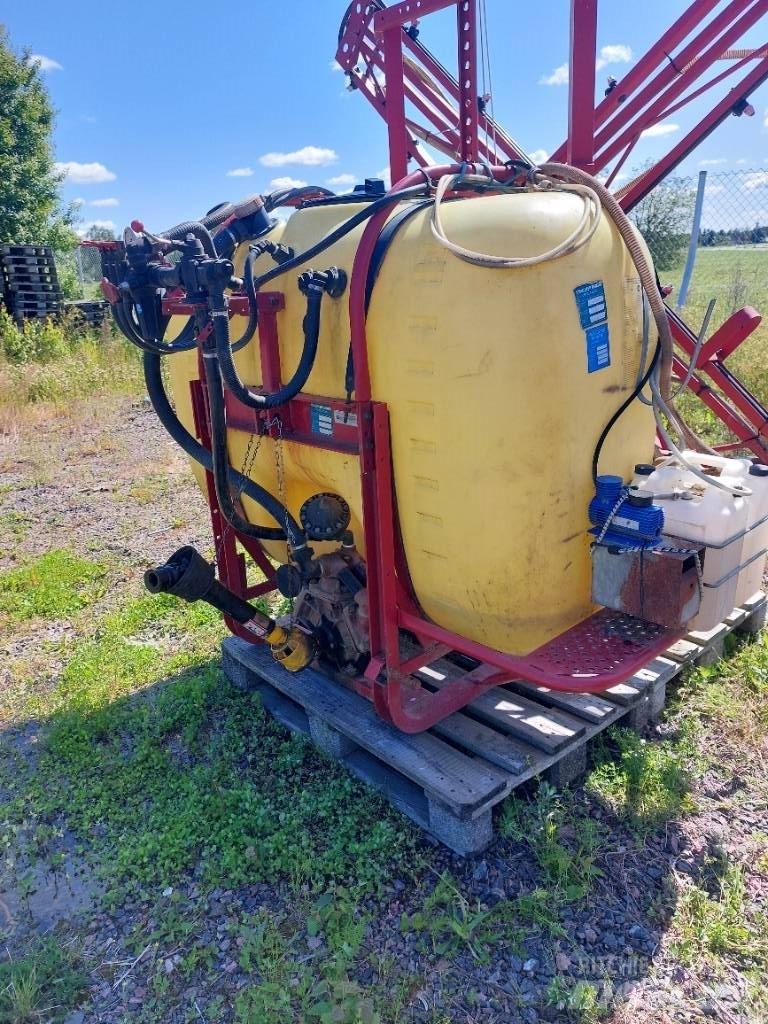 Hardi NK 800/12m Навесные опрыскиватели