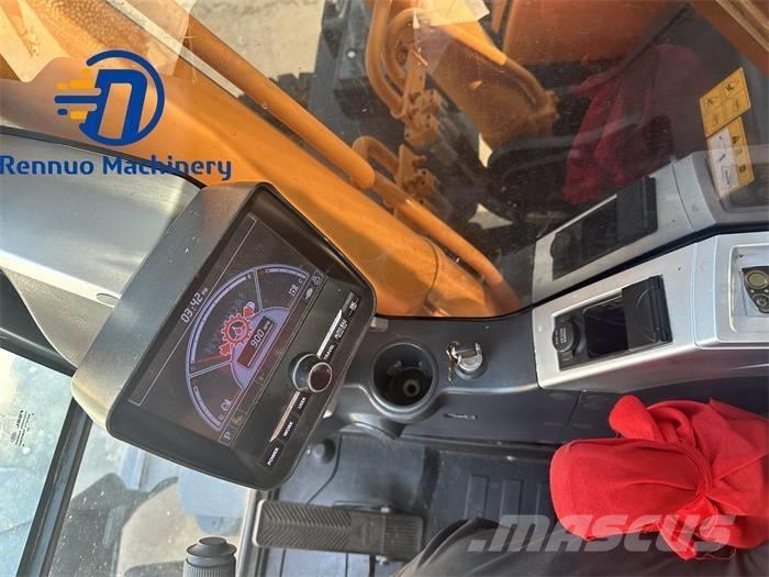 Hyundai 210W-9 Колёсные экскаваторы