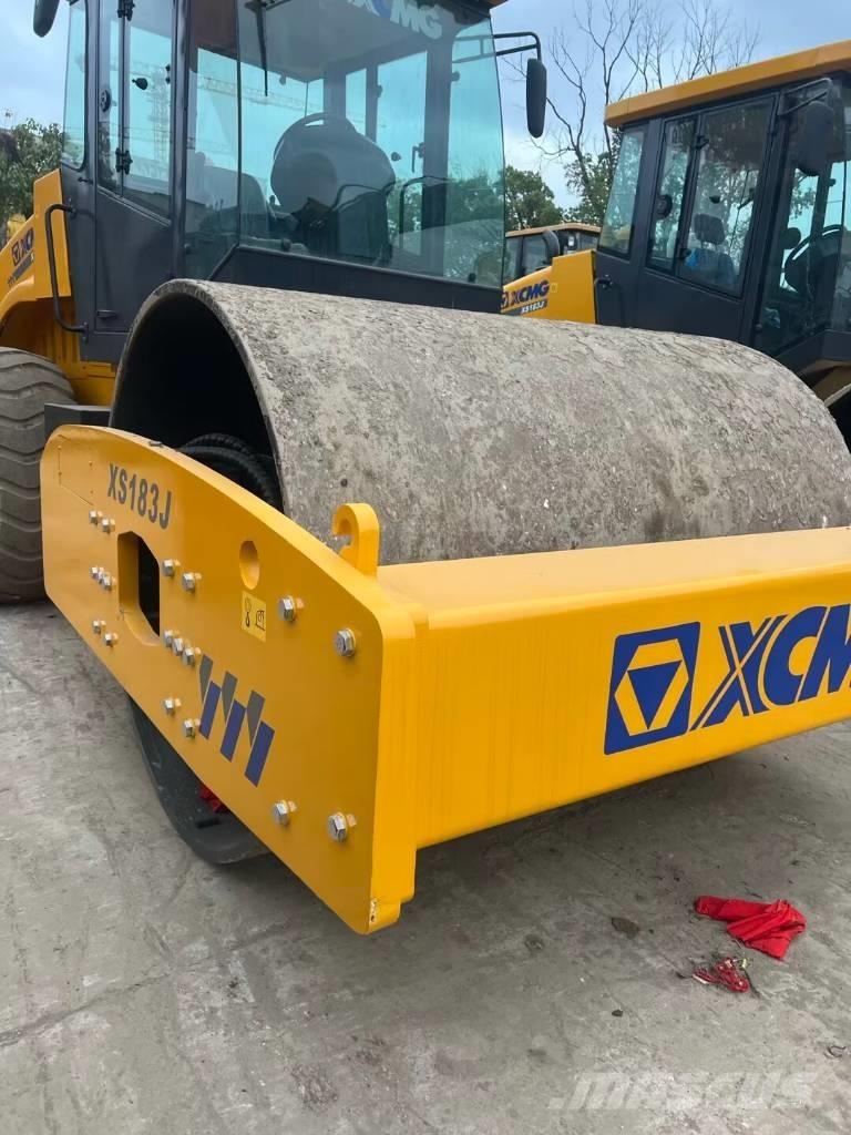 XCMG XS 183 J Грунтовые катки
