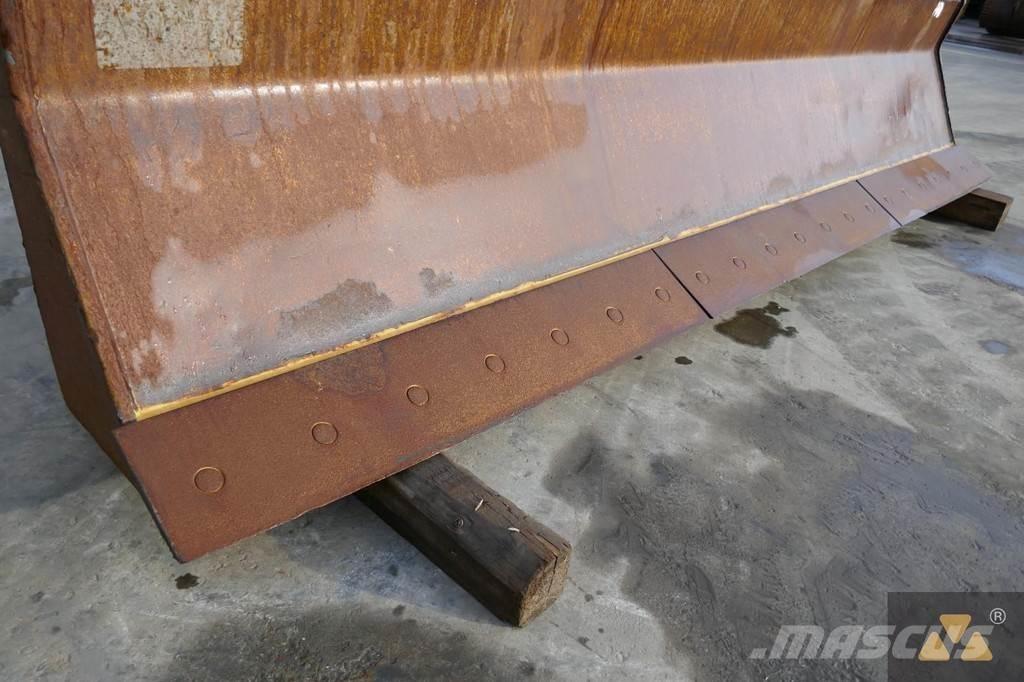 CAT Skidder blade Бульдозерные отвалы