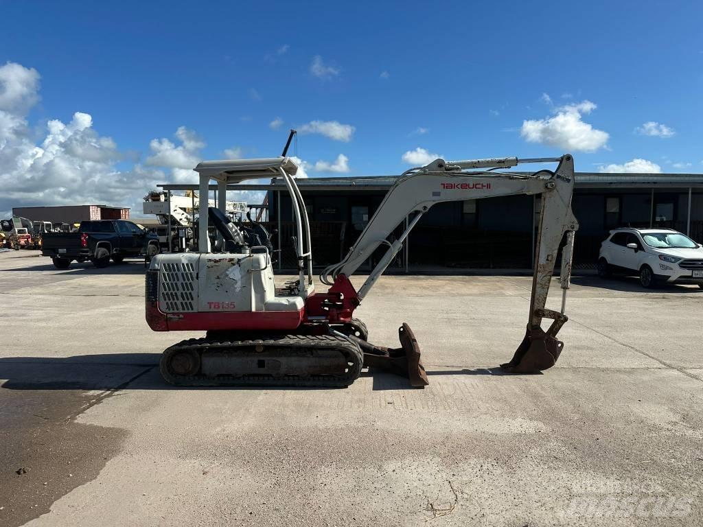 Takeuchi TB 135 Гусеничные экскаваторы