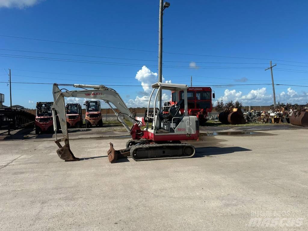 Takeuchi TB 135 Гусеничные экскаваторы