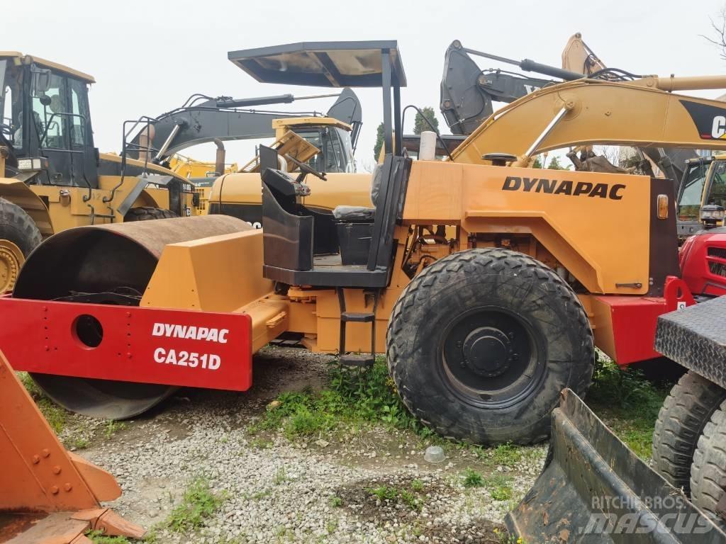 Dynapac CA 251 D Грунтовые катки