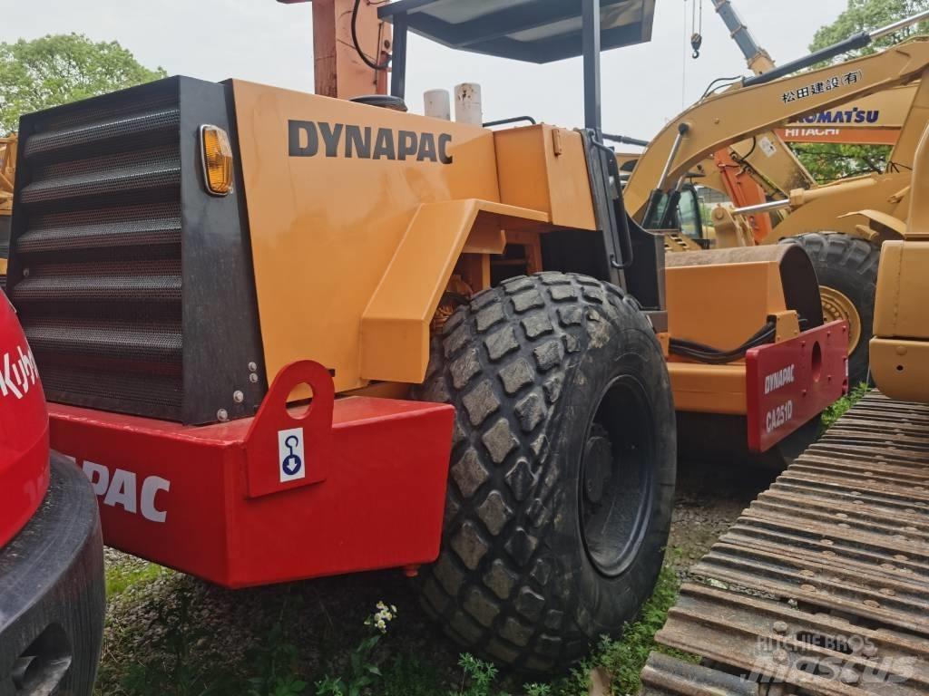Dynapac CA 251 D Грунтовые катки