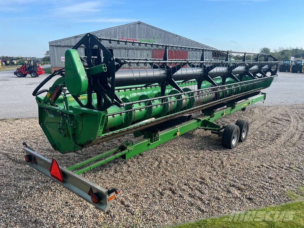 John Deere T670 Зерноуборочные комбайны