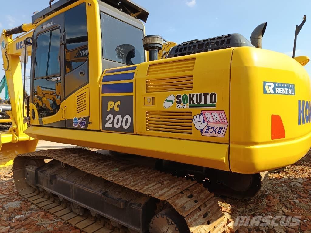 Komatsu PC 200 Гусеничные экскаваторы