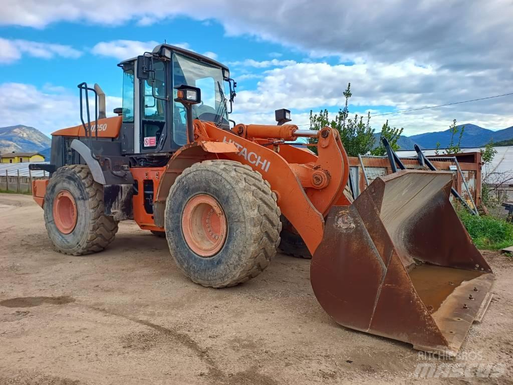 Hitachi ZW 250 Фронтальные погрузчики