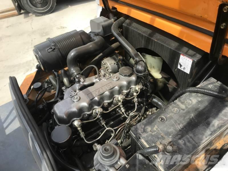 TCM FD 30 Дизельные погрузчики