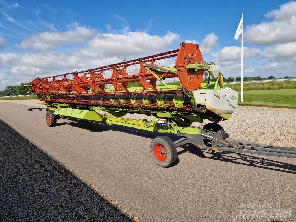 CLAAS Lexion 770 TT Зерноуборочные комбайны