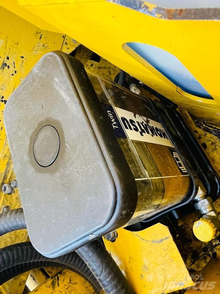 Komatsu PC 210 LC-11 Гусеничные экскаваторы