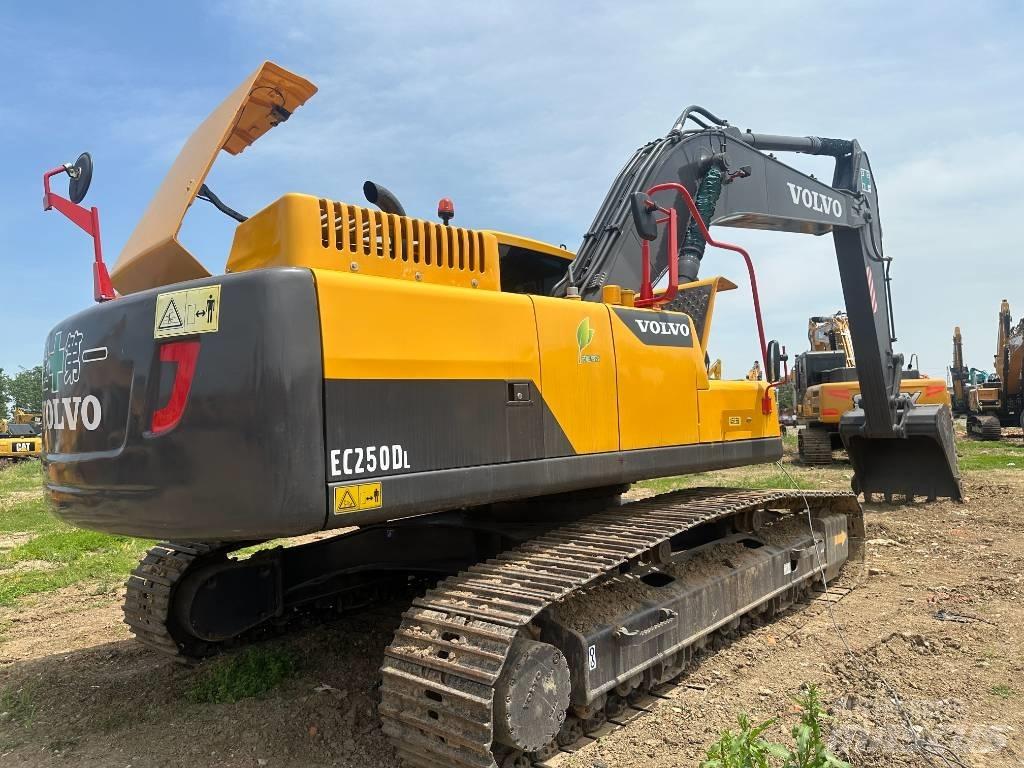 Volvo EC 250 D Гусеничные экскаваторы