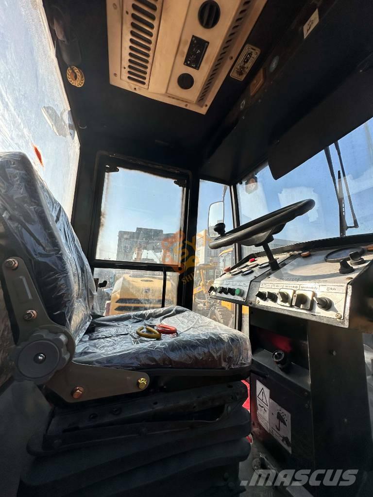 XCMG XD 103 Уплотнители грунта