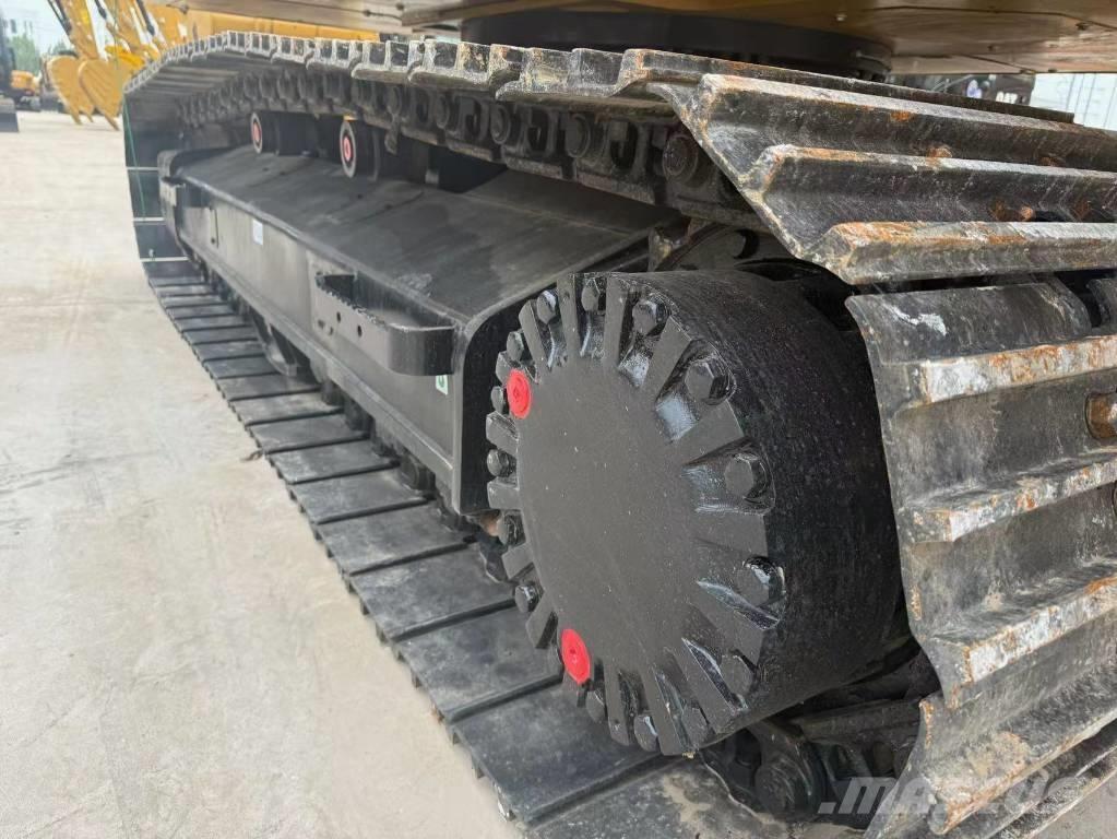 CAT 320 D Гусеничные экскаваторы