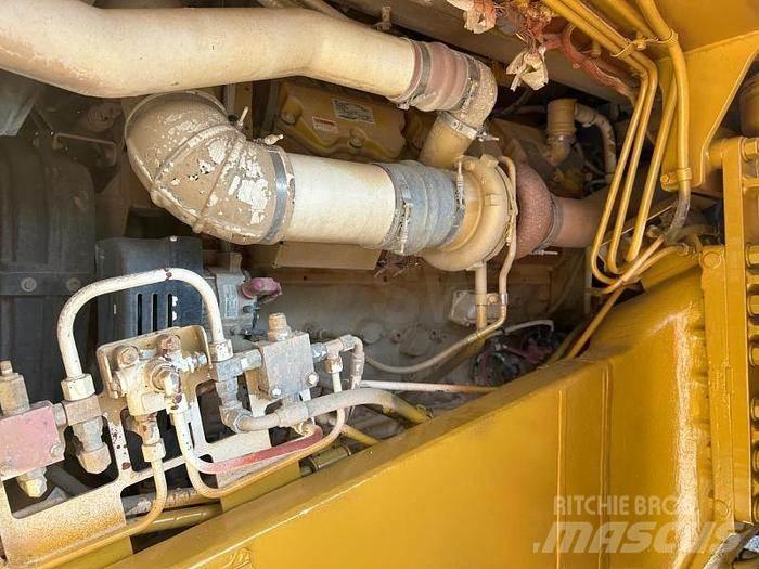 CAT Rebuilt 775F - Мини-самосвалы