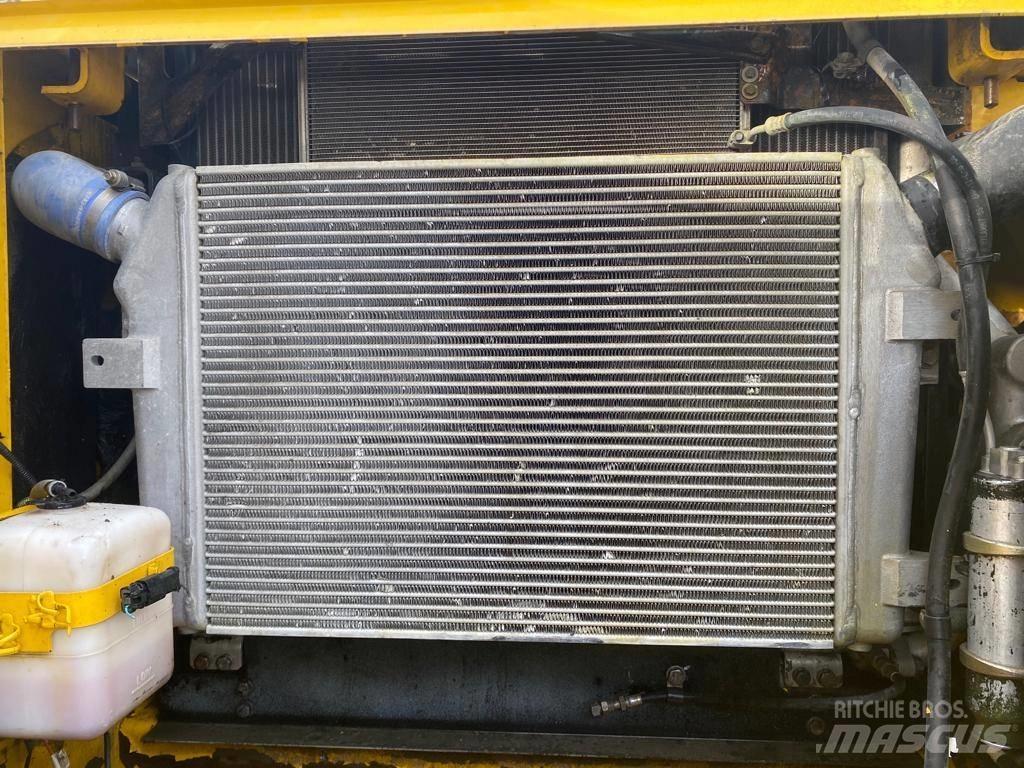 Komatsu PC340-7 Гусеничные экскаваторы