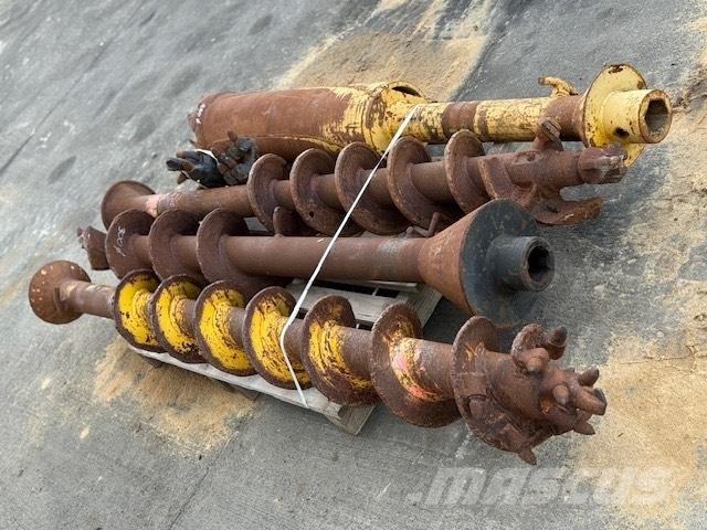 CAT KOMPLET ŚWIDRÓW Навесные гидробуры