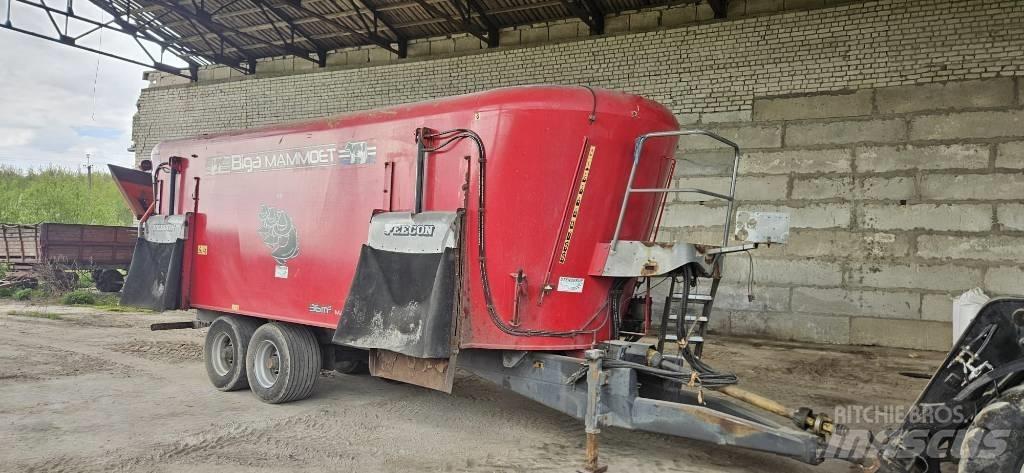 Peecon Mammoet Кормораздатчики