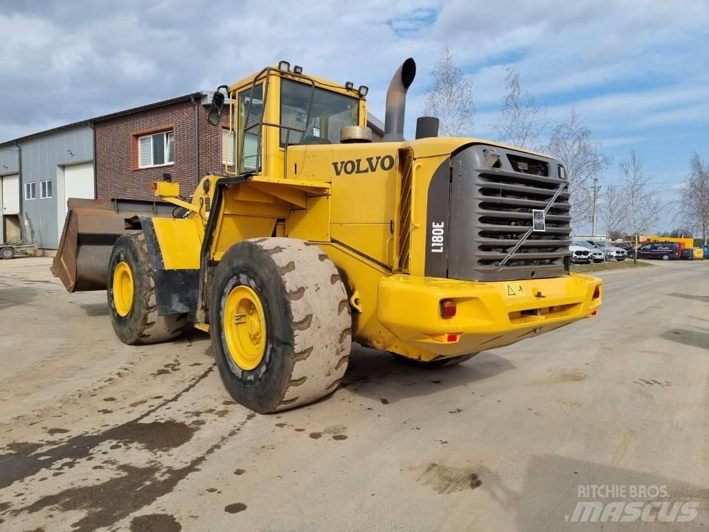 Volvo L 180 E Фронтальные погрузчики
