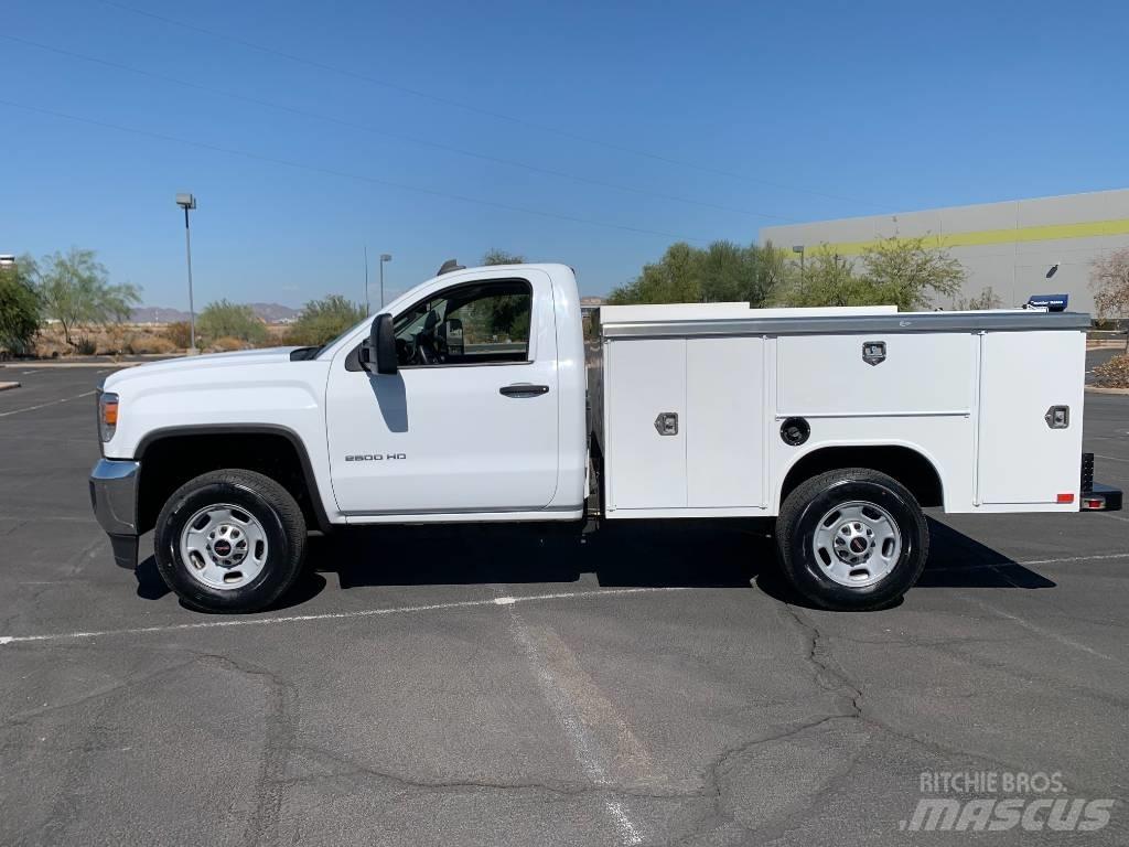 GMC Sierra 2500 HD Бортовые фургоны