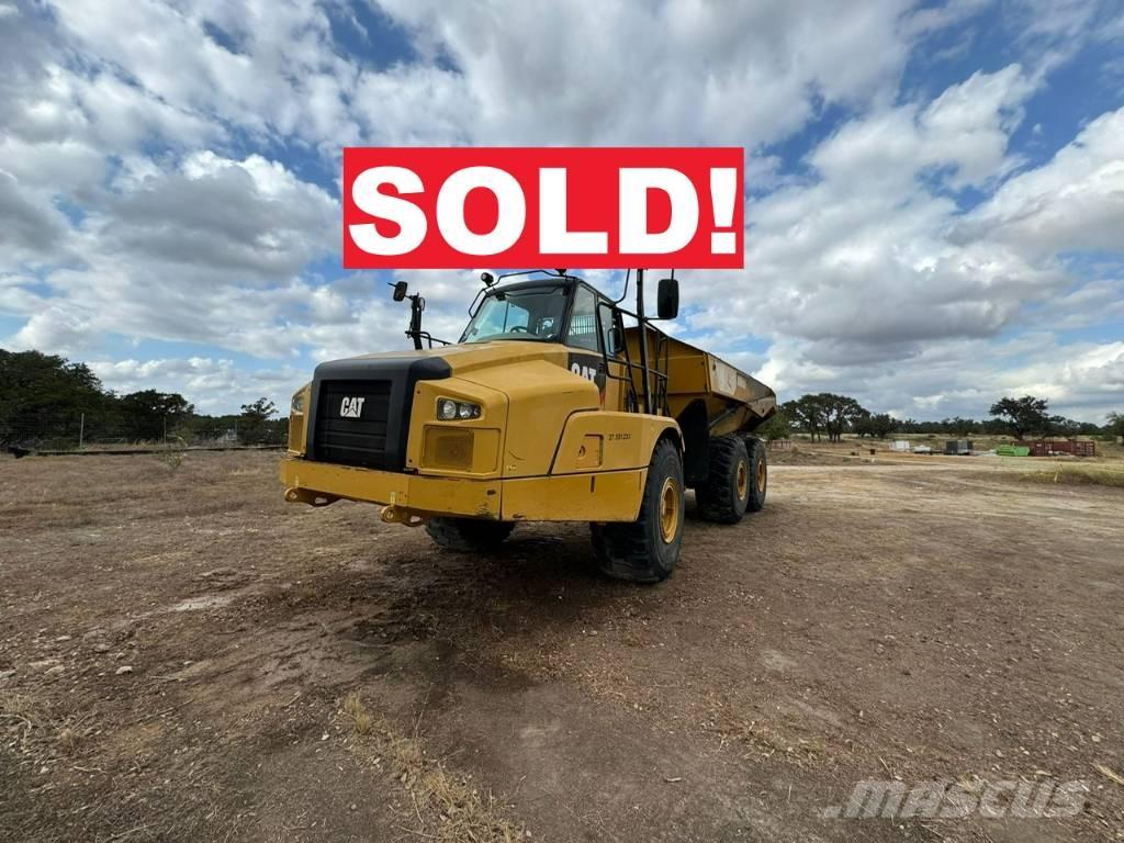 CAT 745C Шарнирно-сочленённые самосвалы