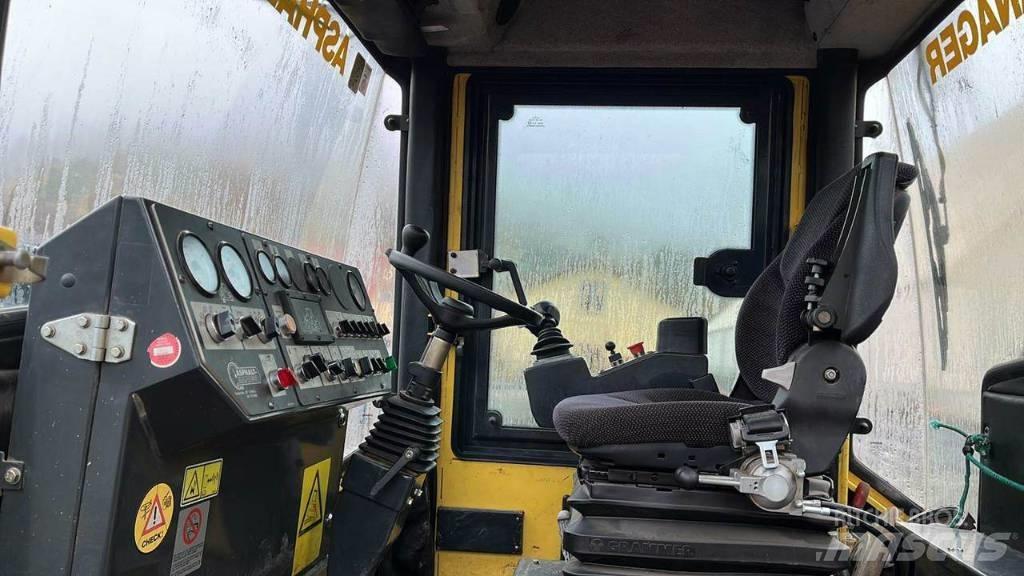 Bomag BW174 AD Катки тротуарные