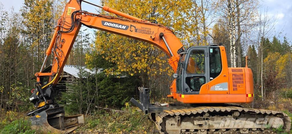 Doosan DX 235 LCR Гусеничные экскаваторы