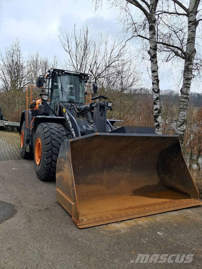 Develon DL 420 CVT-7 Фронтальные погрузчики