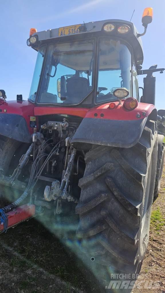 Massey Ferguson 6715 Трактора
