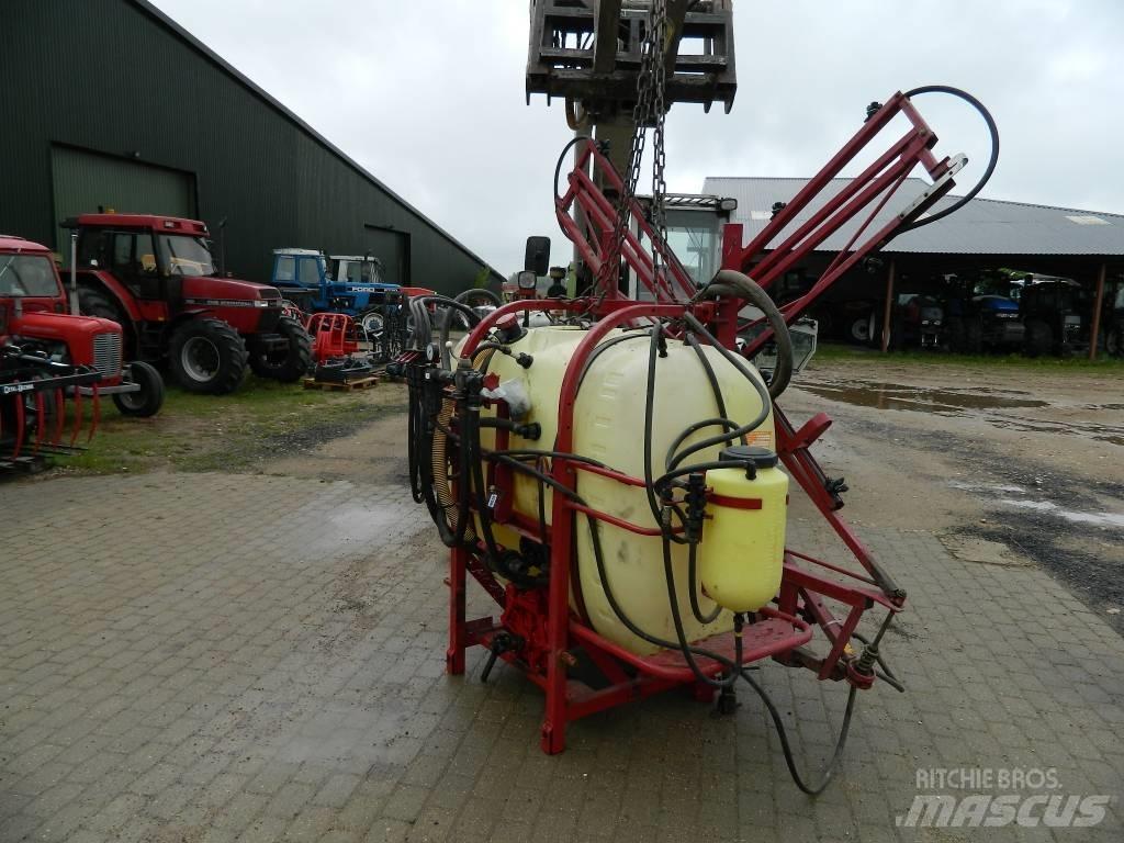 Hardi 1200 Навесные опрыскиватели