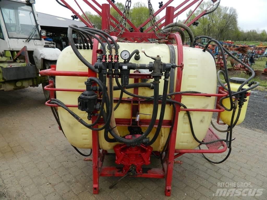 Hardi 1200 Навесные опрыскиватели