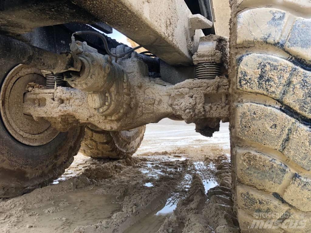 Terex TA 40 Шарнирно-сочленённые самосвалы