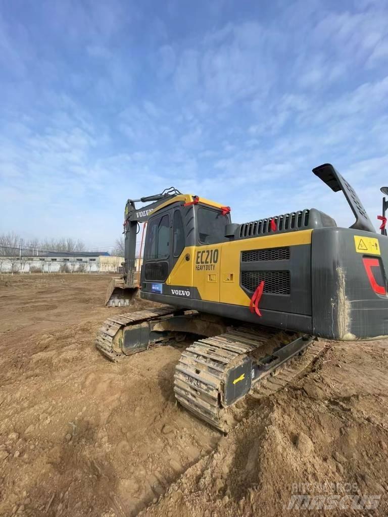 Volvo EC210D Гусеничные экскаваторы