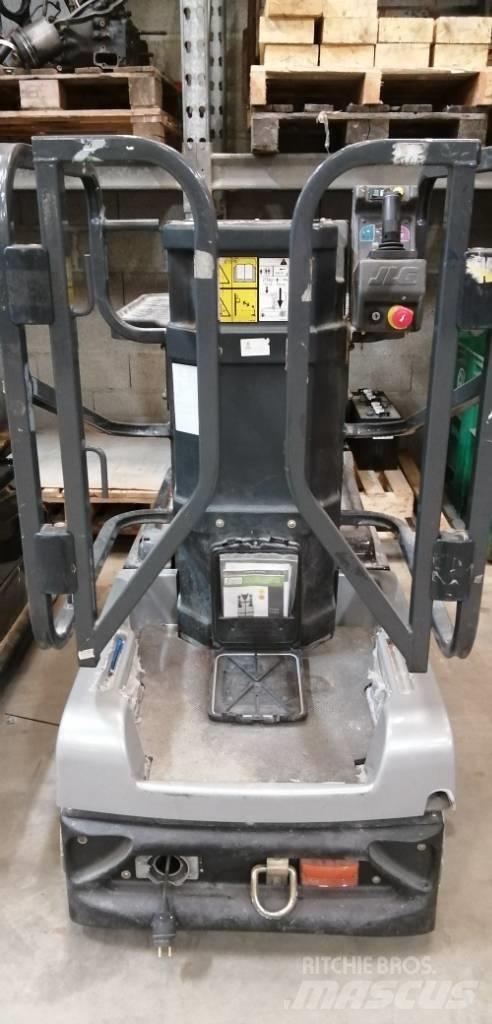 JLG 10 MSP Вертикальные мачтовые подъемники