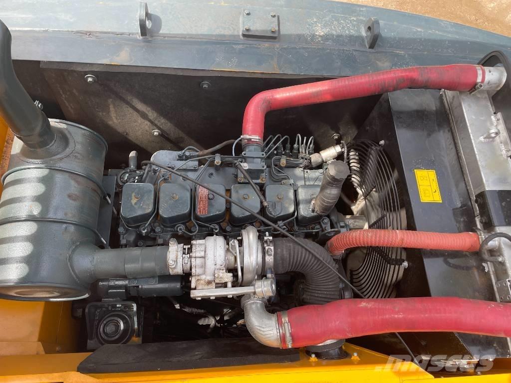 Hyundai 220LC-9S Гусеничные экскаваторы