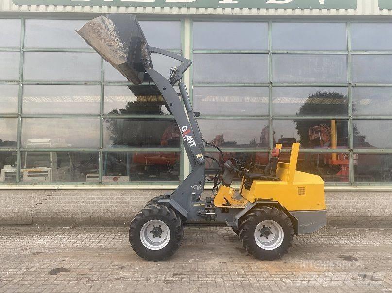GiANT V 451 T Малые погрузчики