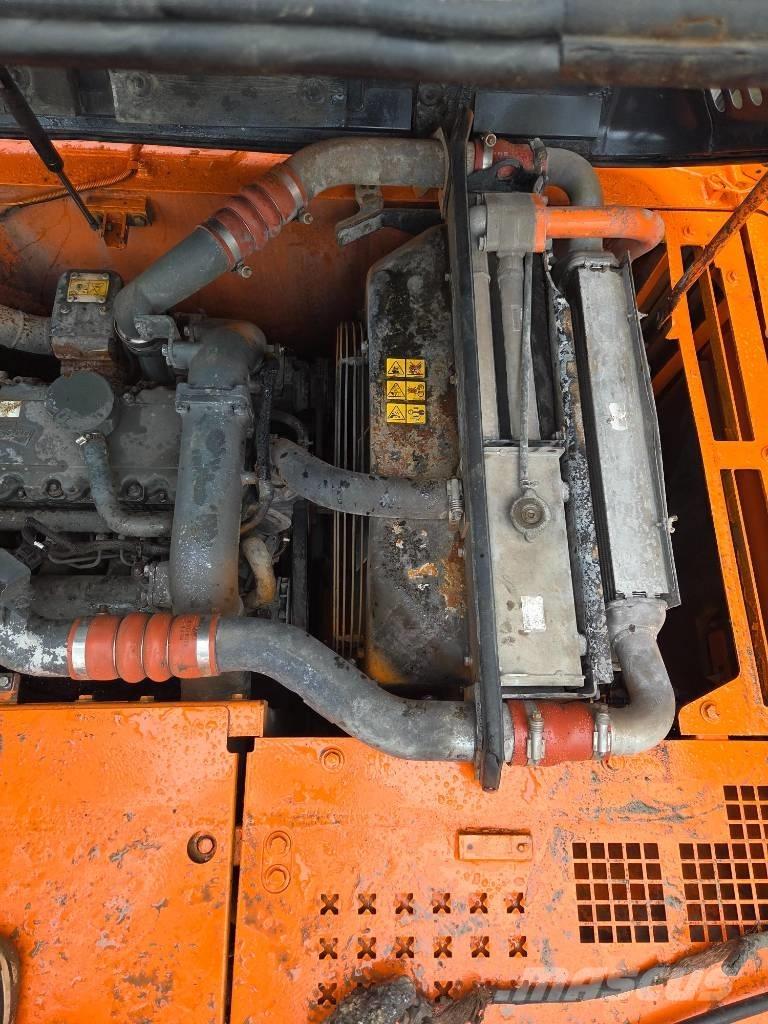 Doosan DX 210 W Колёсные экскаваторы